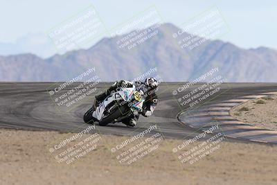 media/Nov-16-2025-Race Pace (Sun) [[8c5fa54630]]/Non Verified Riders (1st 20 Minutes)/6-Turn 12 (2pm)/